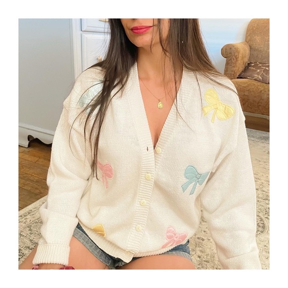 Vintage Avon Sweater/Cardigan with Pastel Bows - Picture 1 of 4